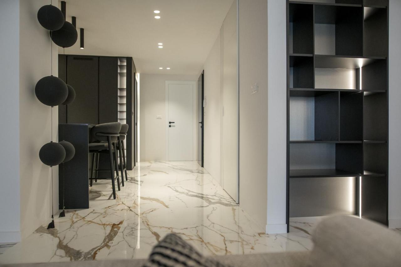 Luxury Apartment Contesa روفينج المظهر الخارجي الصورة